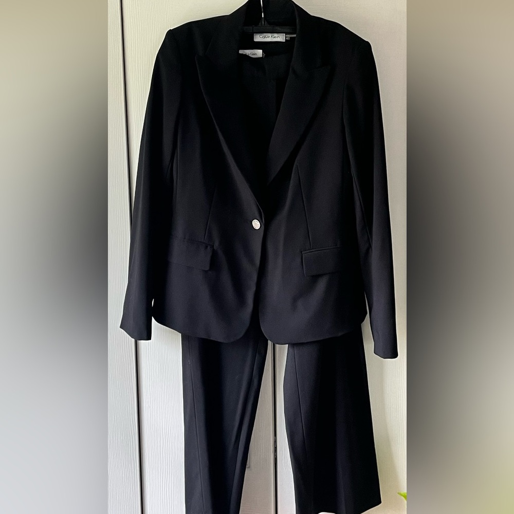 Calvin Klein black woman’s suit